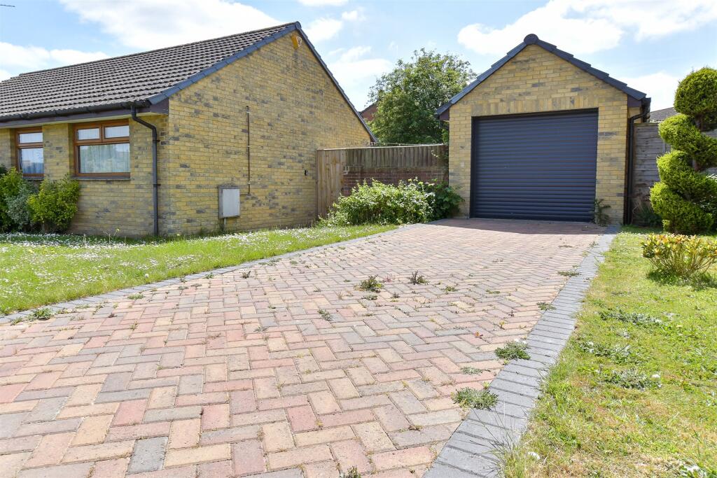 Driveway/Parking