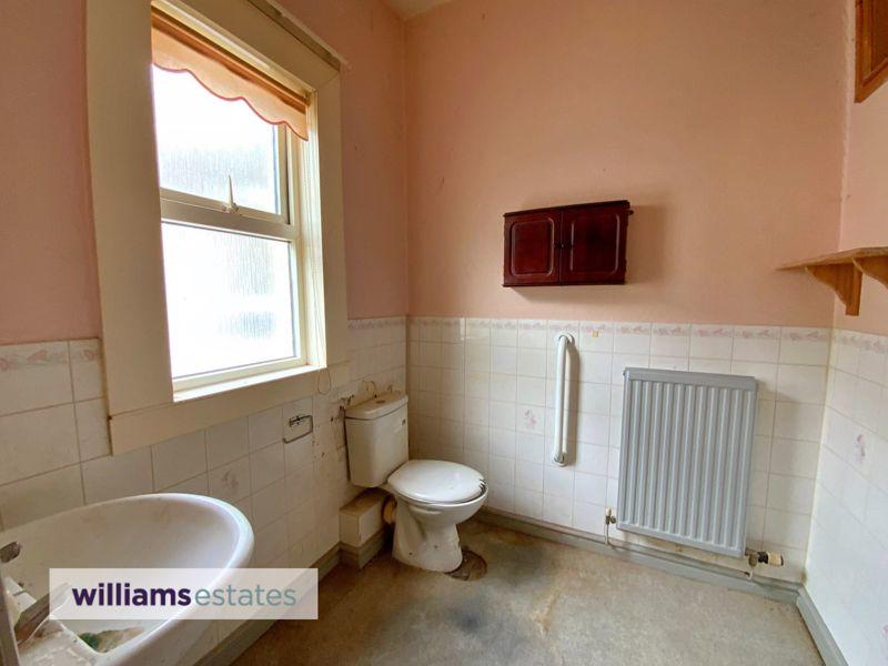 First floor shower room 