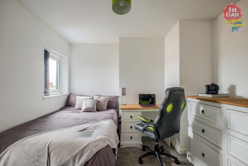 Bedroom 6