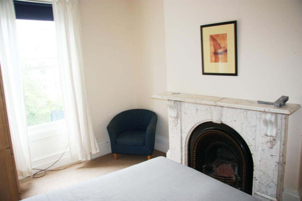 54 Holly Avenue (11)