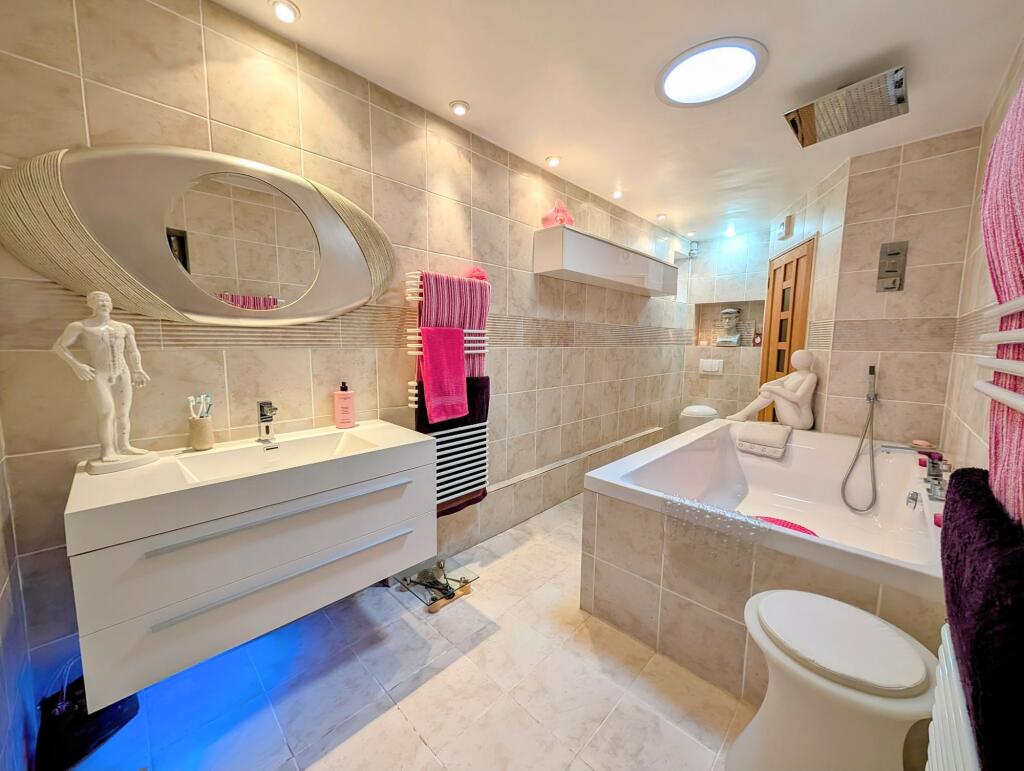 Ground Floor Bathroom