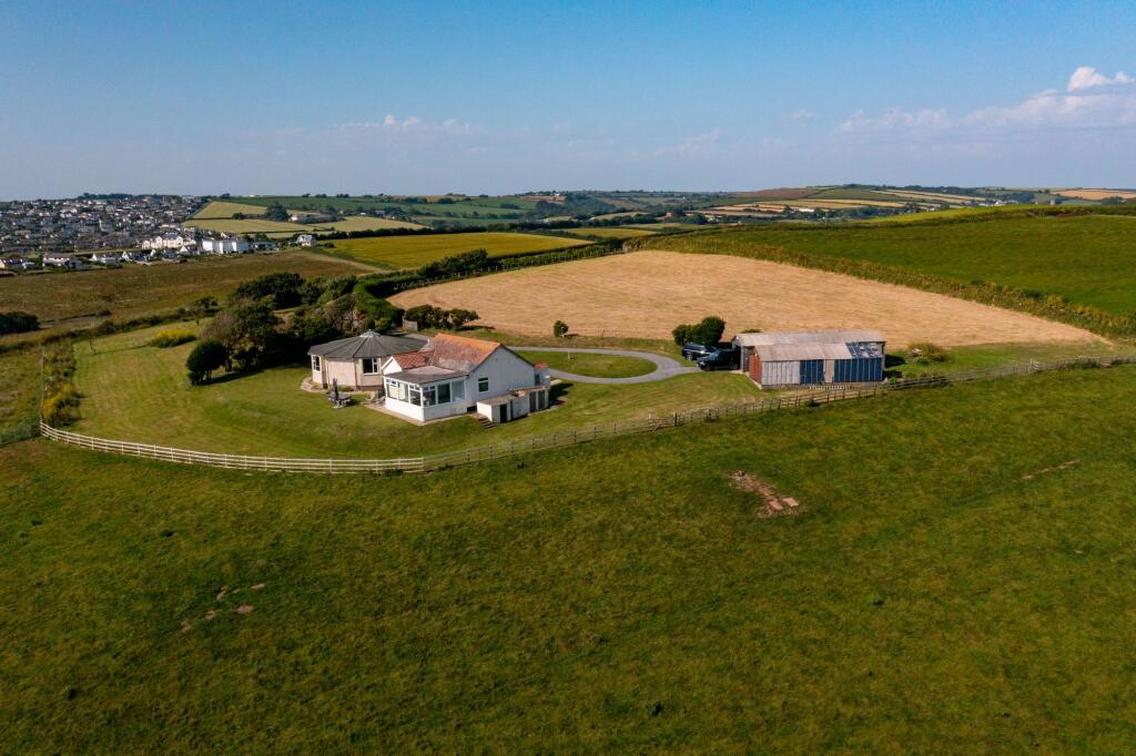 House &amp; Outbuildings