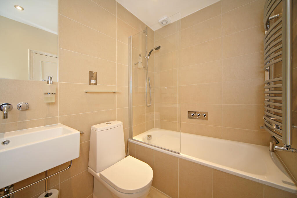 Bathroom.jpeg