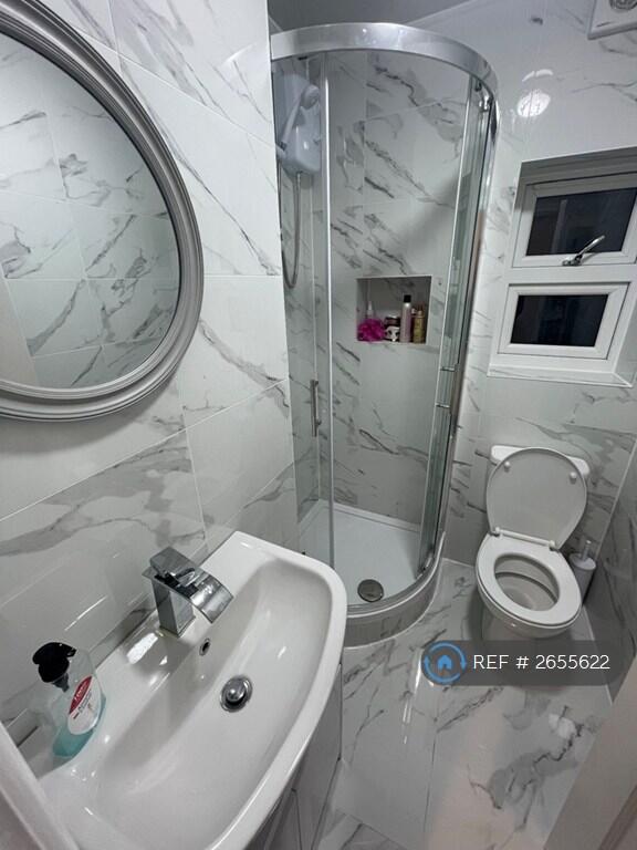 Bathroom 2 