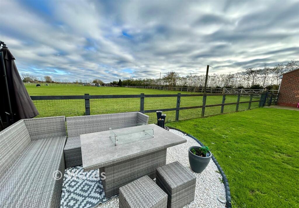 Rear Garden &amp; Views