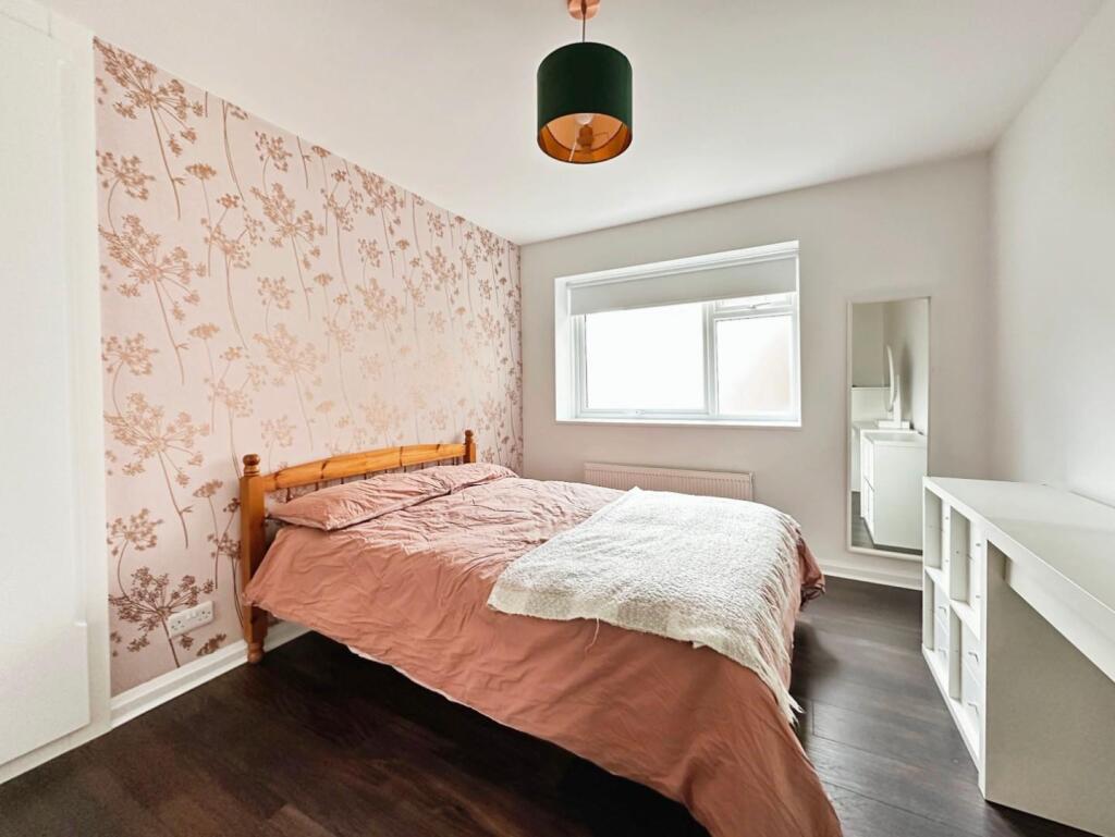 Bedroom2.jpg