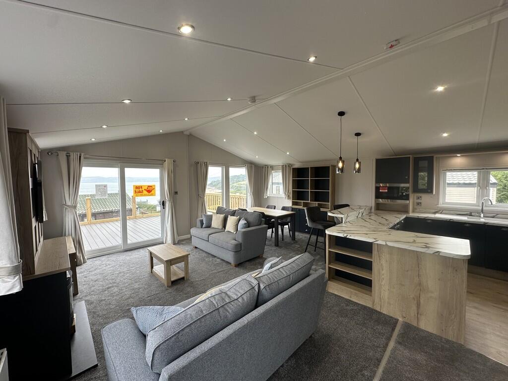 Open plan lodge N...
