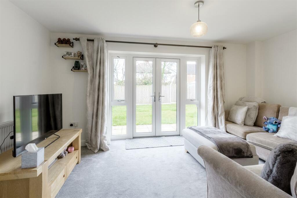 38 Sparrowdale Close, Grendon