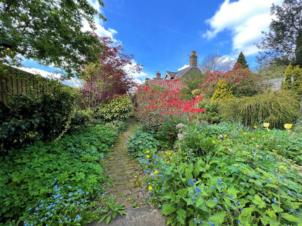 Garden A.JPG