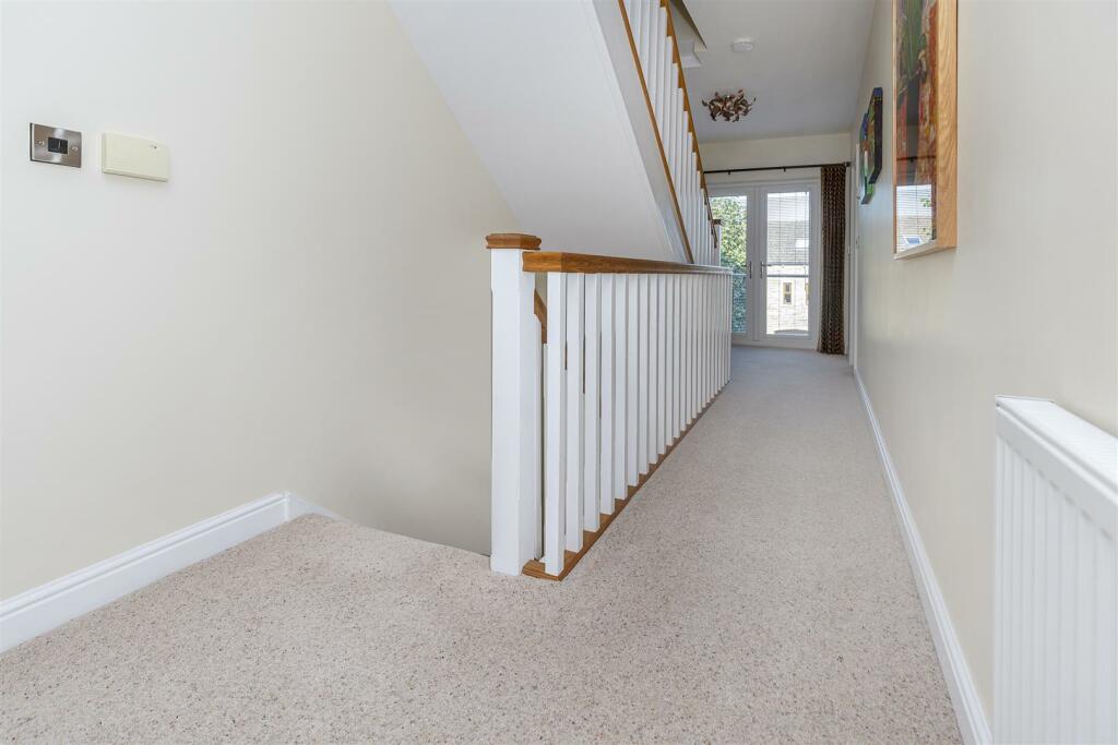 Bramleys Estate Agents - Long Lane - Honley (12).j