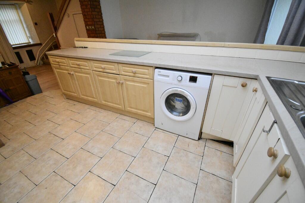 Lounge/Kitchen