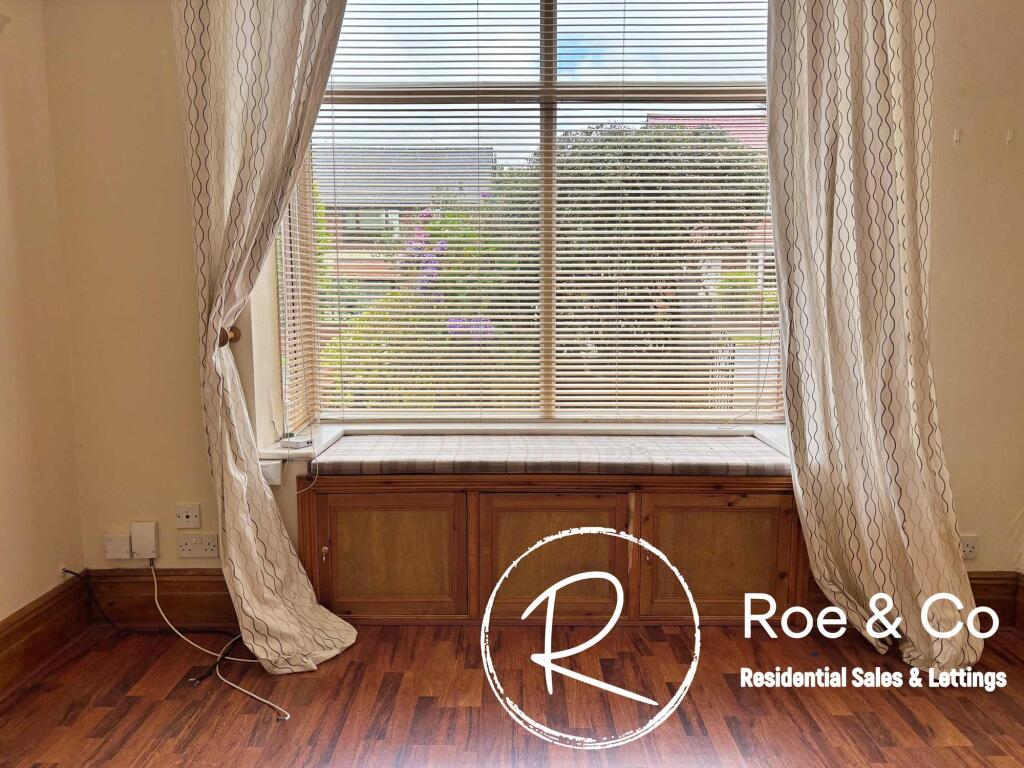 Living room window seat