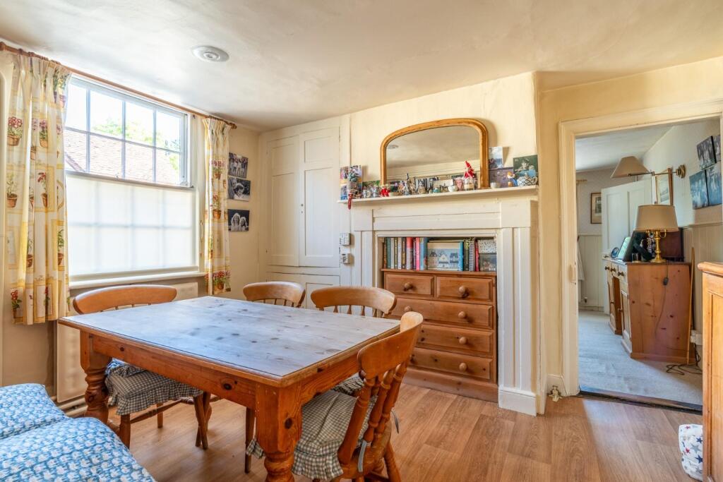Breakfast Room