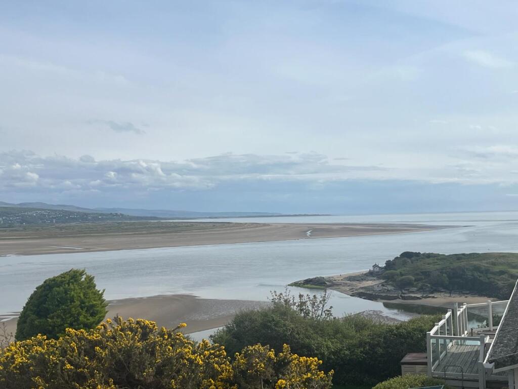 Views 2.jpg