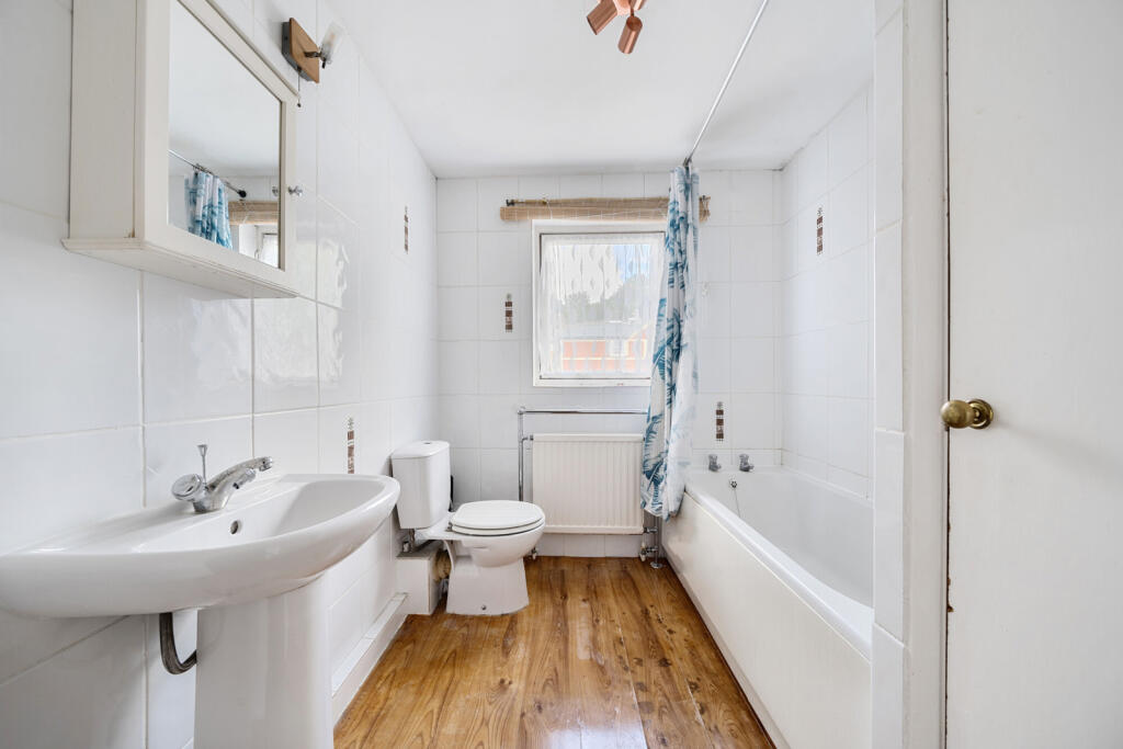 1320079-17-686bc1...