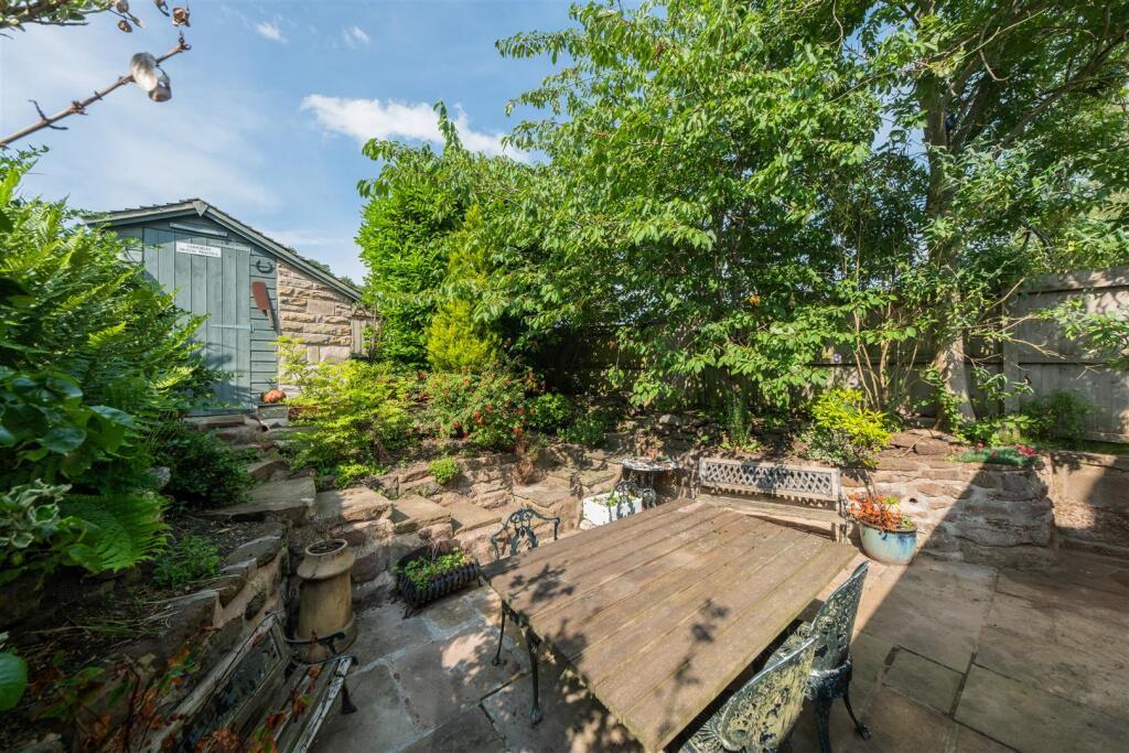 11a Eaton Road-018.jpg