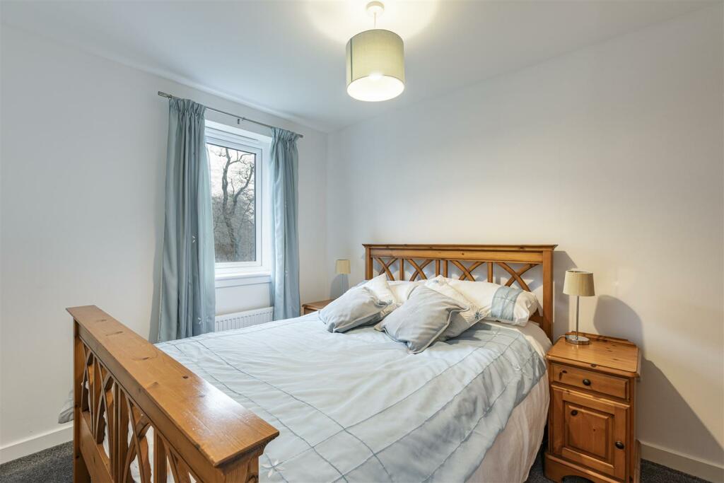 8 Knoll Park Drive Galashiels 36.JPG