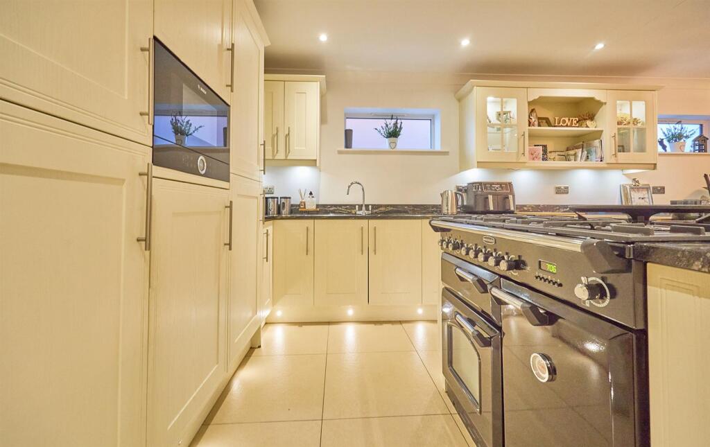 Brookside, BB 11.jpg