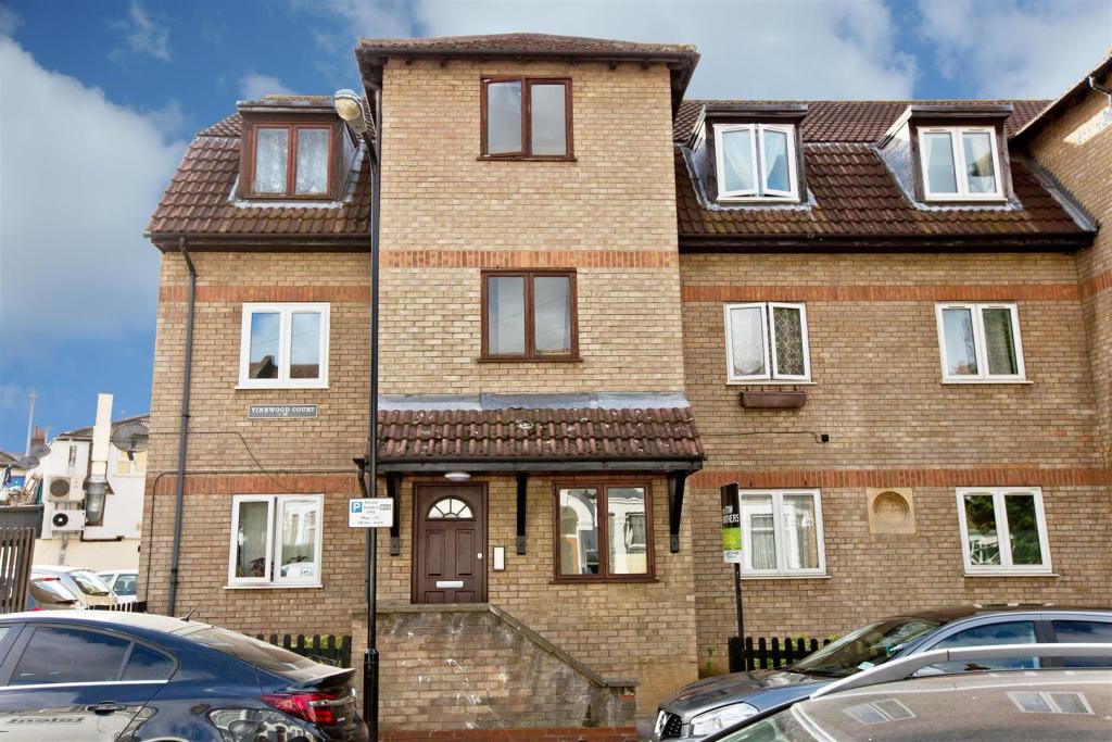 3 Vinewood Court.09.jpg