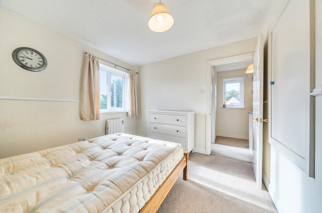 1373670-3-68ff68f...