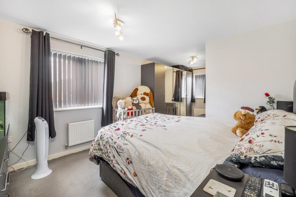 8 Swift Gardens (Kirton)-24