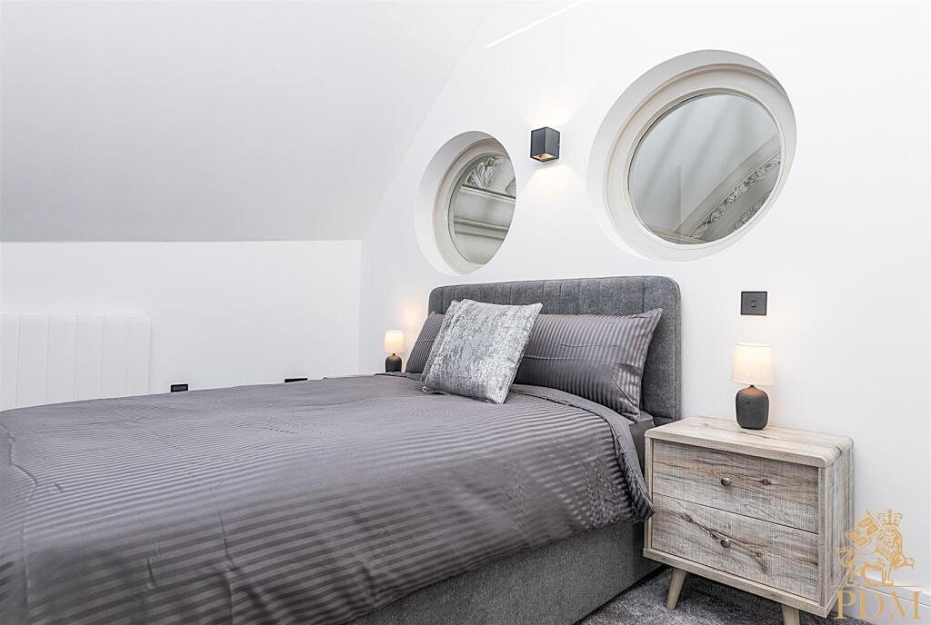 Apt 7, 33 Long Row, Nottingham City Centre (12 of 