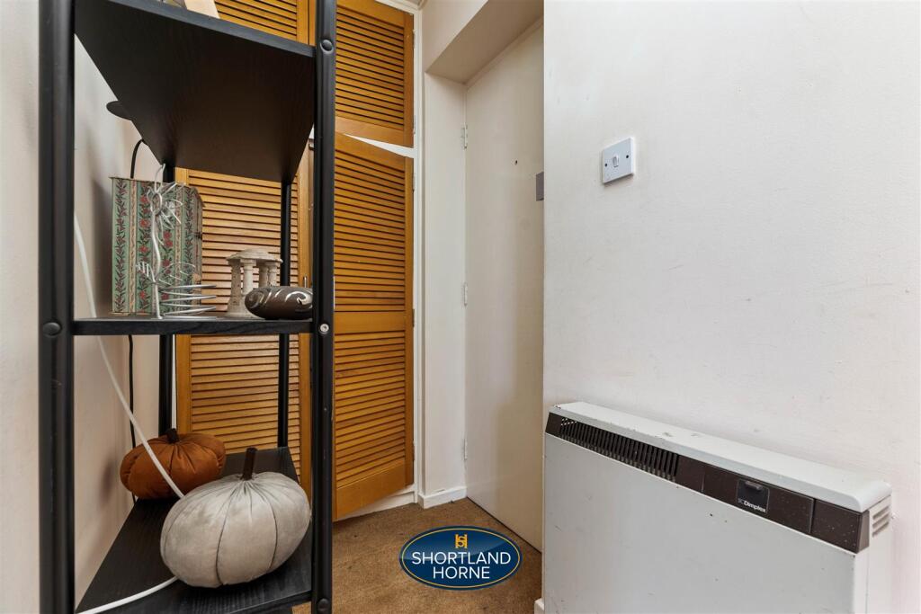 57 Dawes Close WM (6 of 13).jpg