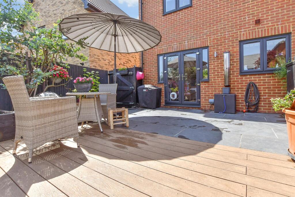 Patio / Decking