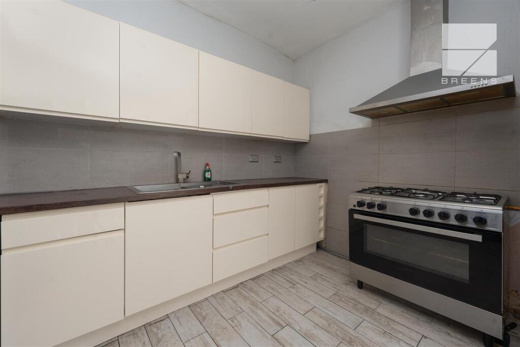 46 Whitehall Gardens_0010.jpg