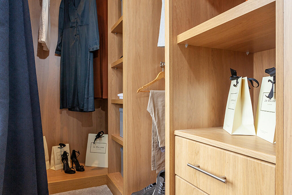 Walk in wardrobe