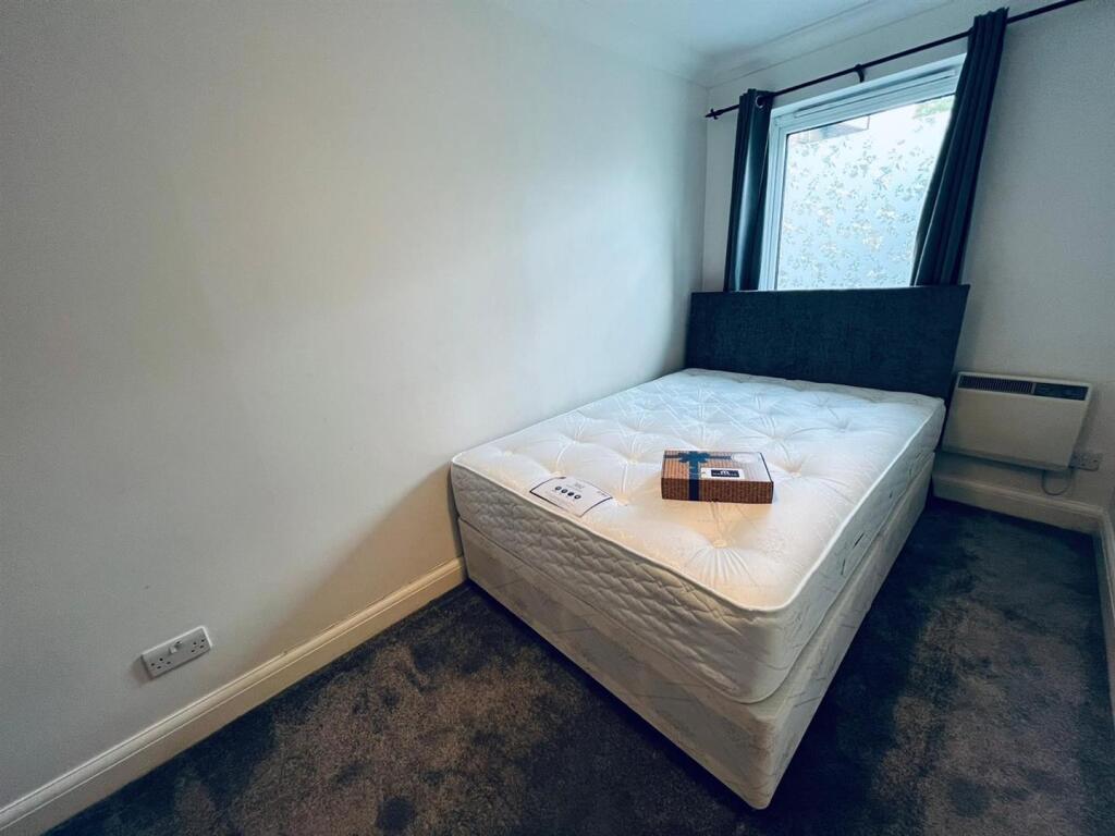 To Let, Rent - 2 bed in Campbell Road, London, E3 