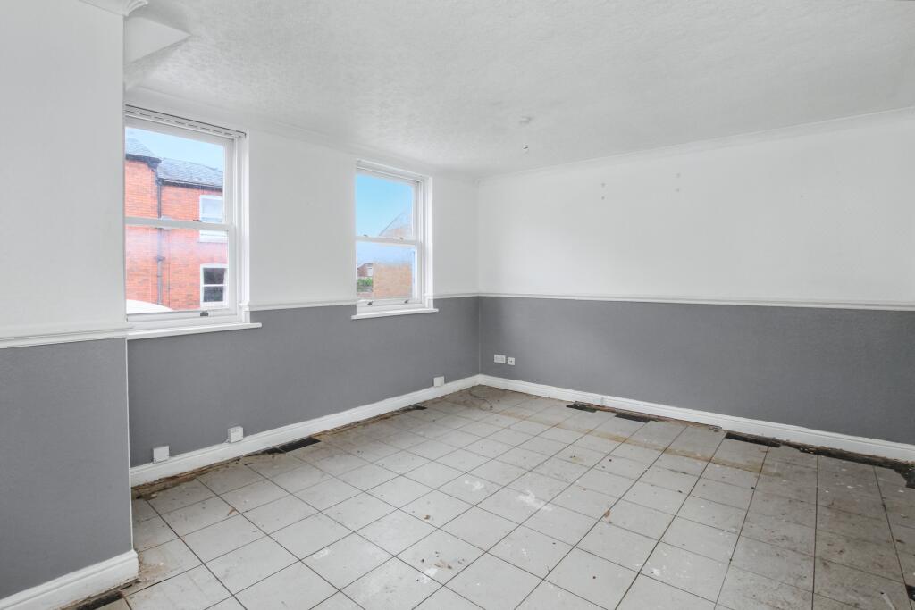 39 Coronation Street, Macclesfield, Cheshire, SK11 7PQ