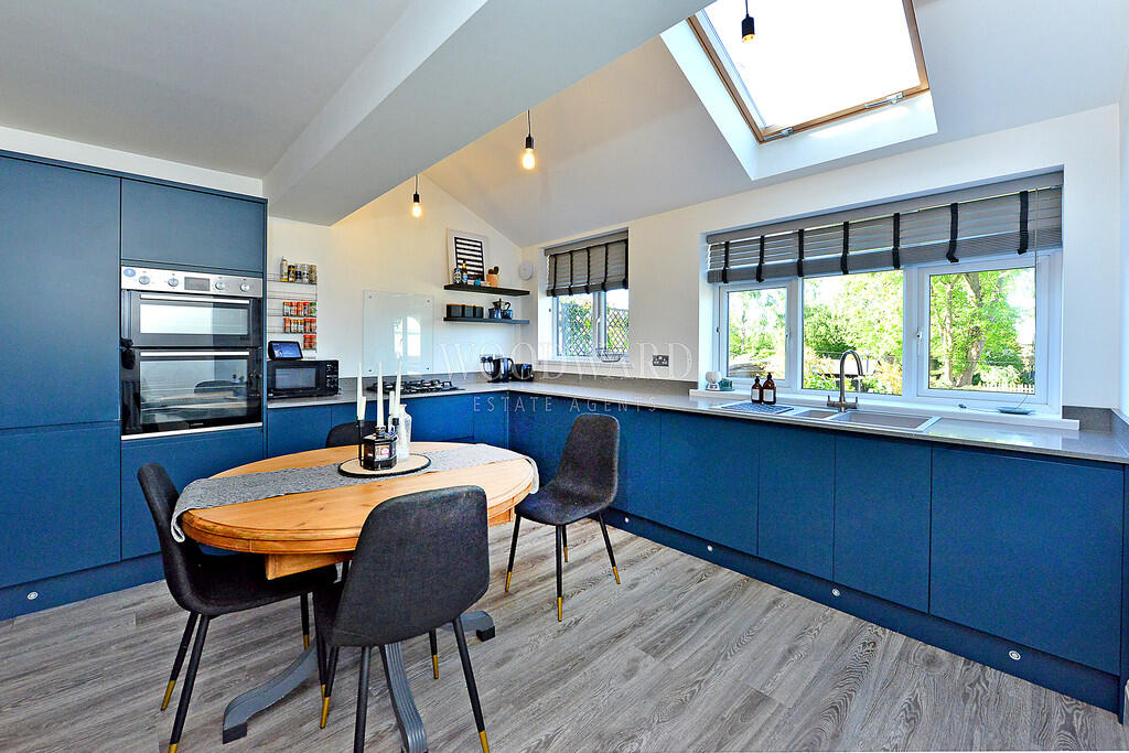 Open Plan Living/...