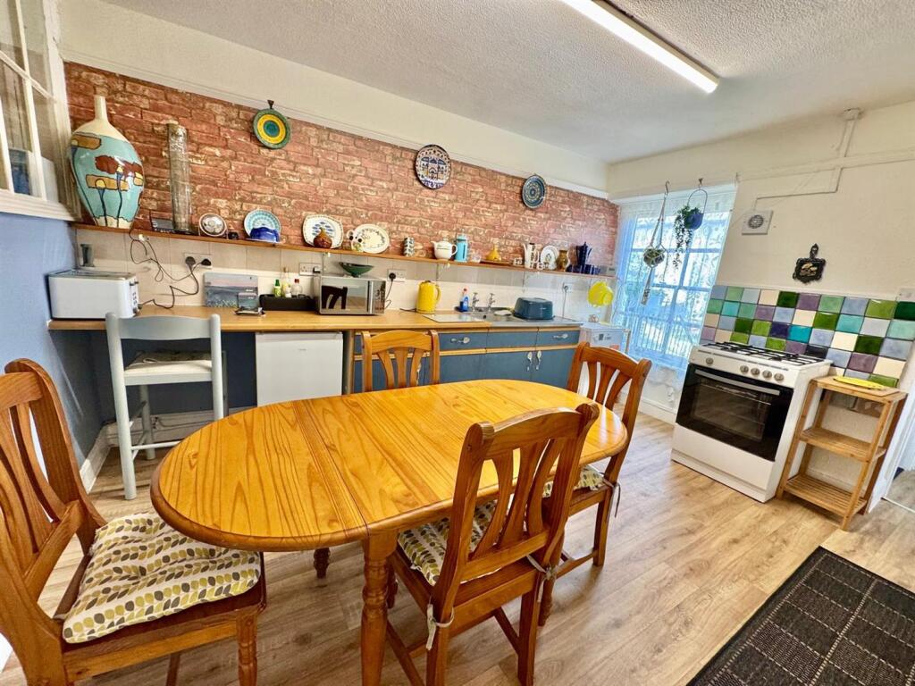 PHOTO-2025-06-17-05-36-16 (1).jpg