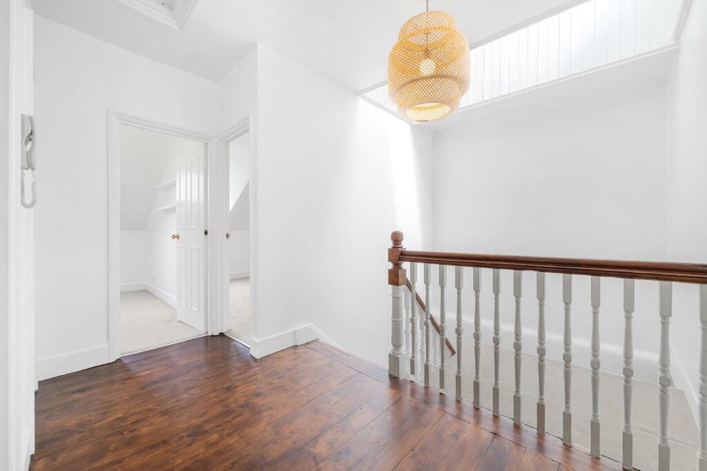 Hall.jpg
