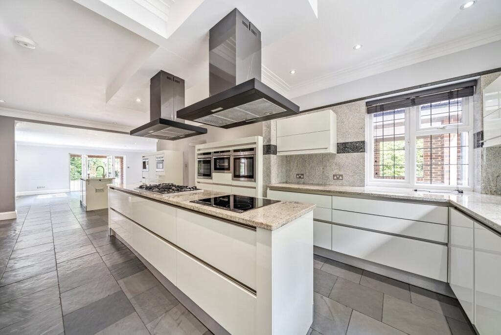 1325694-39-687538...