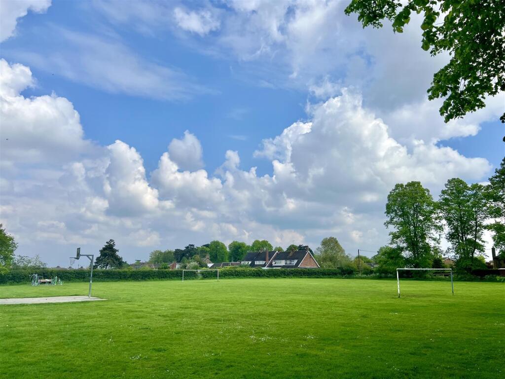 Oxney Park.jpeg