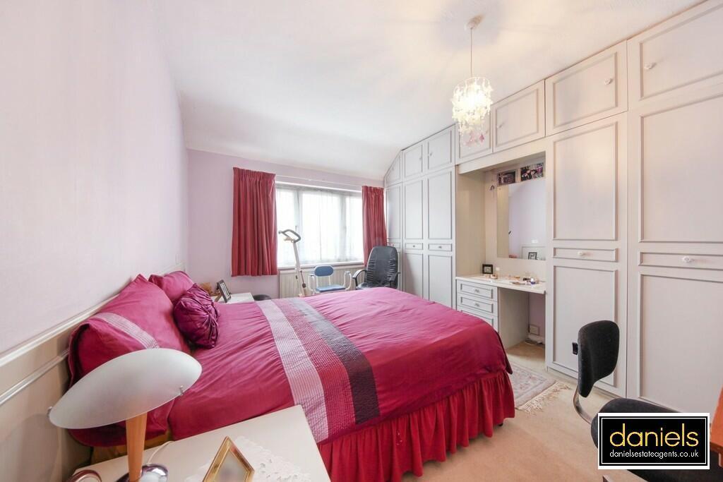 Bedroom 2.jpg