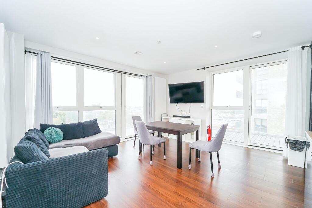 Living / Dining Room