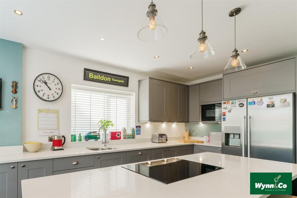 7 SALISBURY AVENUE-1012L.jpg