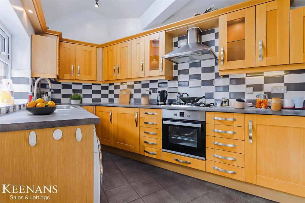 IMG_6267 - Kitchen - Standard - 1.jpg