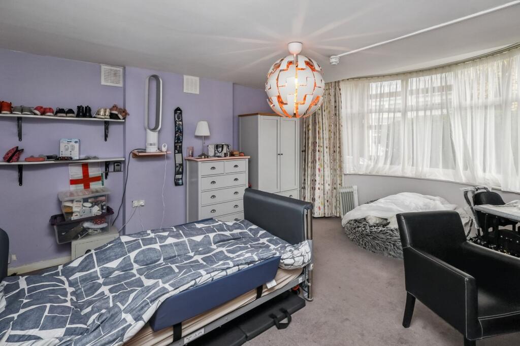 4 Antrim Grove, Belsize Park, London NW3 4XR