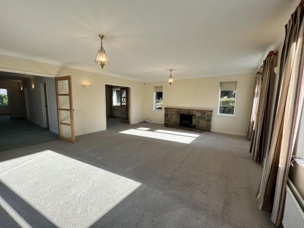 living room 2.jpg