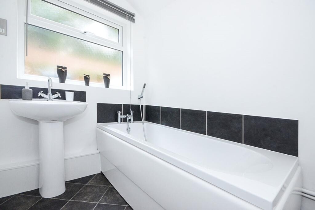 Ground Floor Bathroo