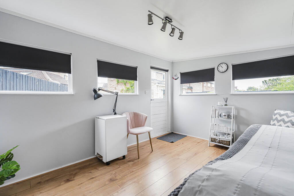 2253326