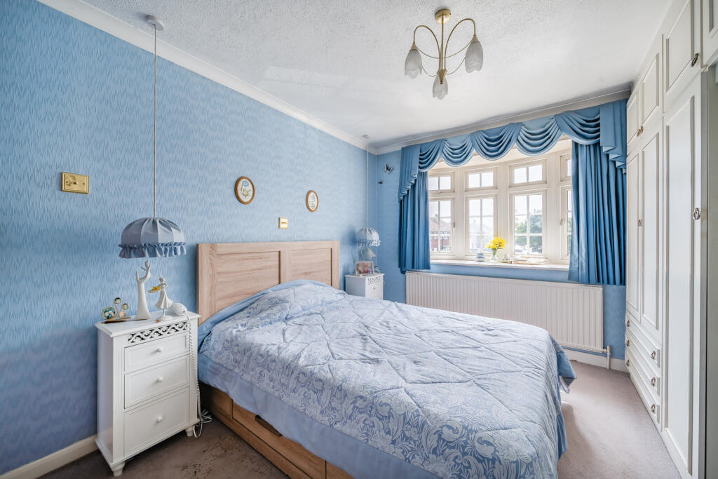 1324615-17-6874e1...