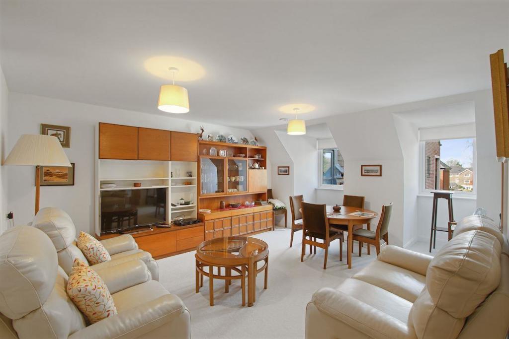 c085b0d6-952b-43e9-9a35-232fb07f59e1LEMCS - 51 Bir