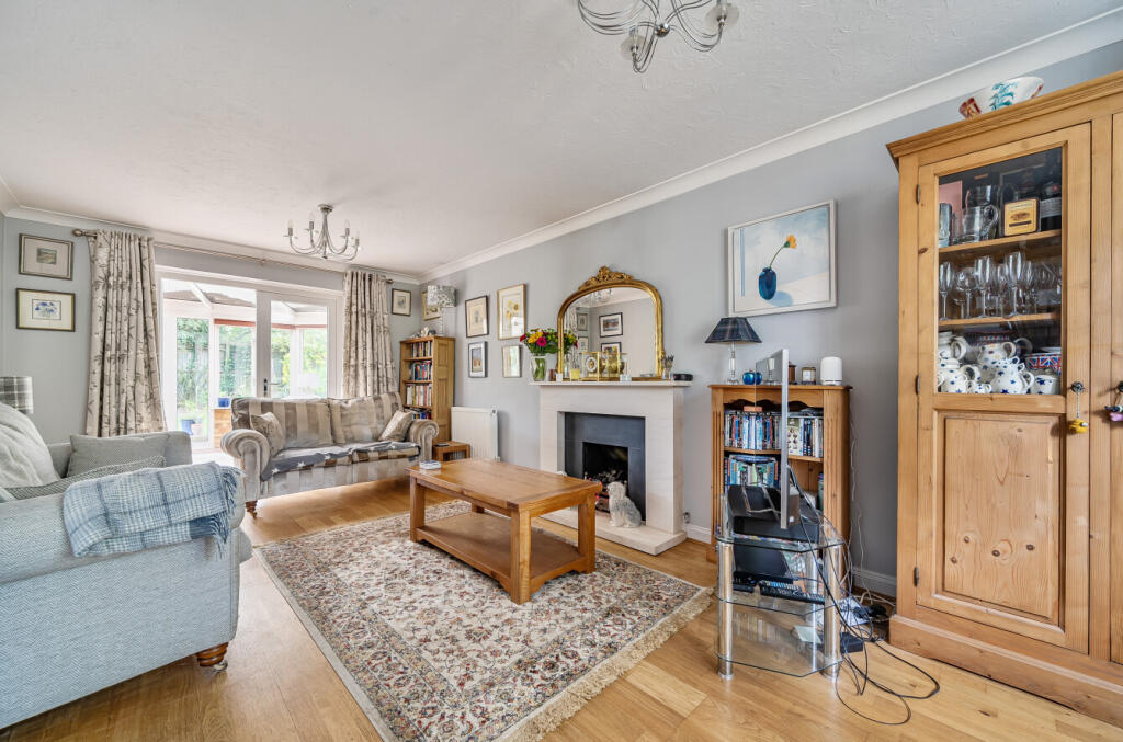 1330221-12-6883b6...