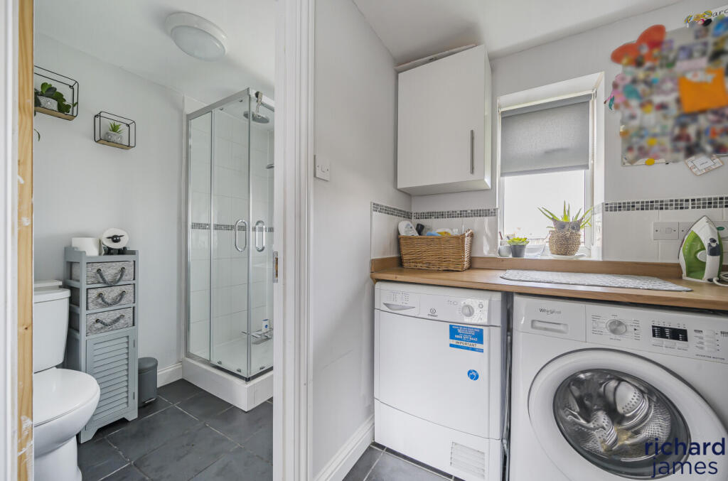 f5da81c083f54fdda9a162a2f6be79dc