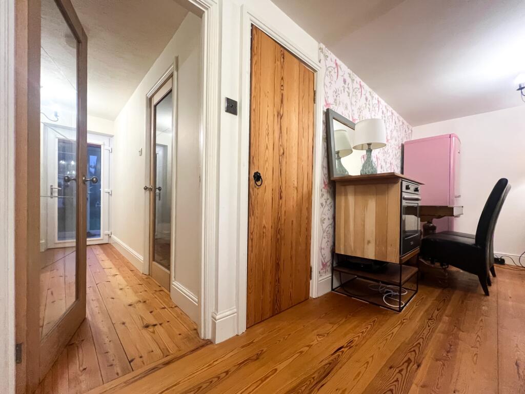 Chestnut Saltburn EweMove-8